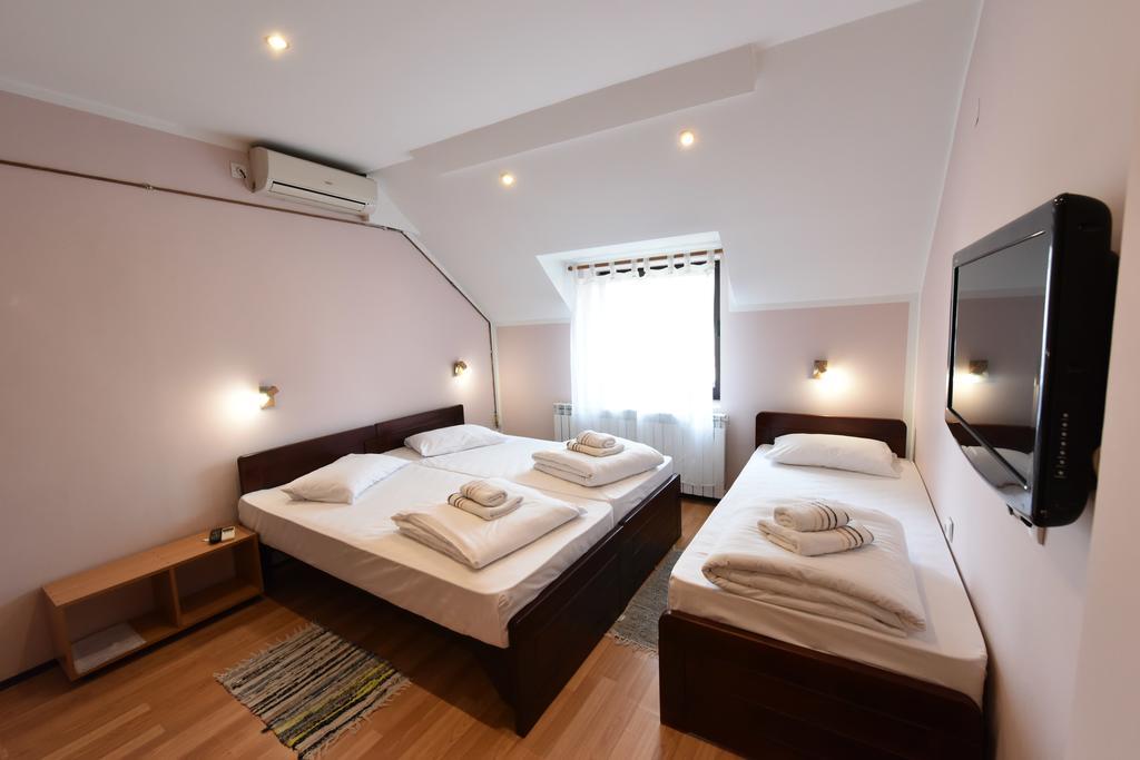 Apartments & Accommodation Stojic نوفي ساد المظهر الخارجي الصورة